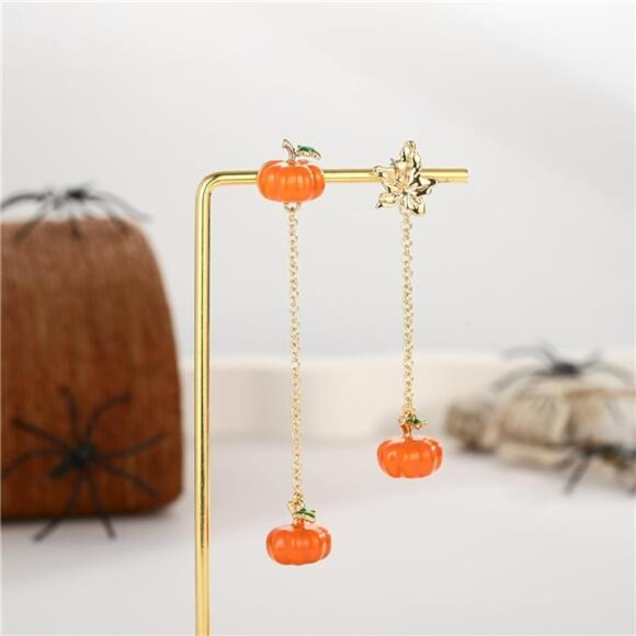 WOWORAMA Pumpkin Earrings | Mismatch Orange Pumpkin & Maple Leaf. - Picture 6 of 7